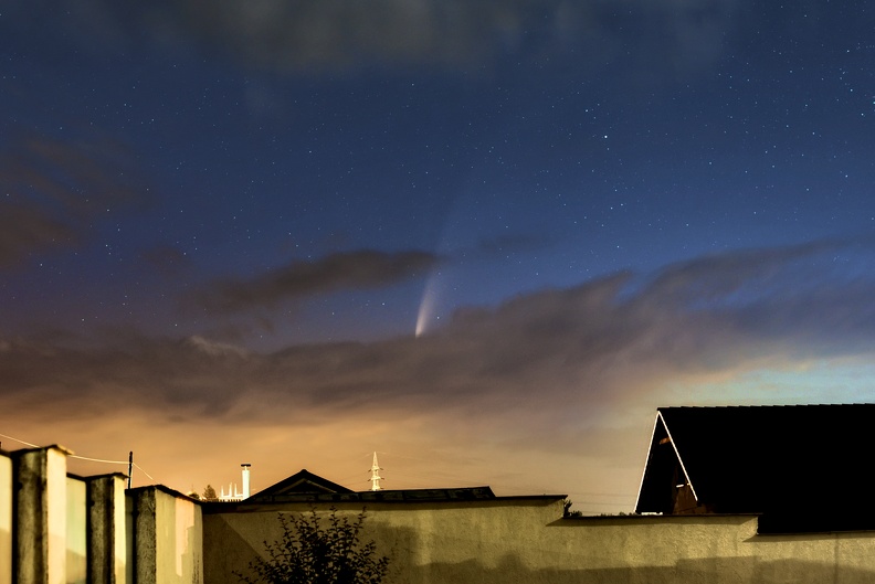 Prvy pokus komety c2020 f3.jpg